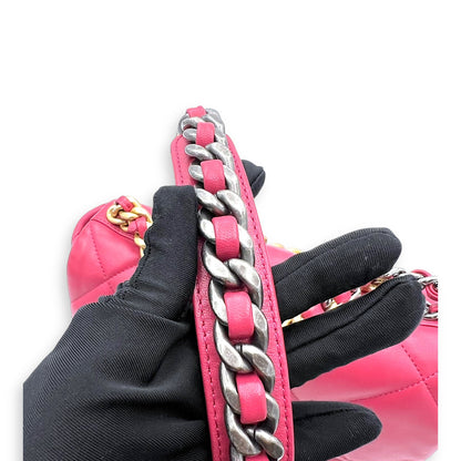 C19 Large Pink Shoulder Bag in Lambskin, Mixed hardware