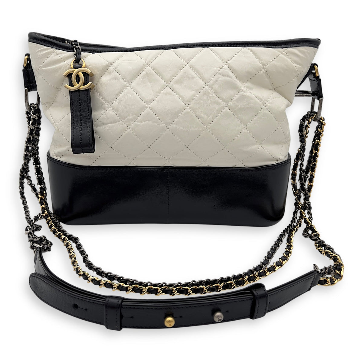 Gabrielle Medium White Shoulder Bag in Calfskin, Mixed hardware