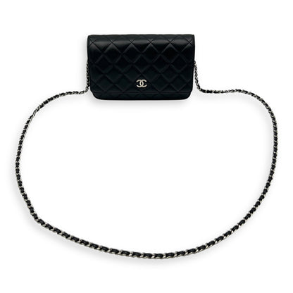 CC Wallet On Chain Black in Lambskin, Silver hardware