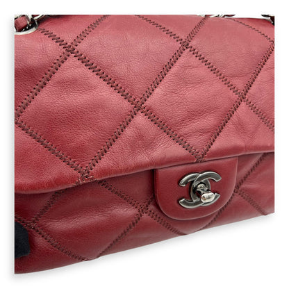 Classic Diamond Stitch Quilted Red Shoulder Bag in Calfskin, Ruthenium hardware