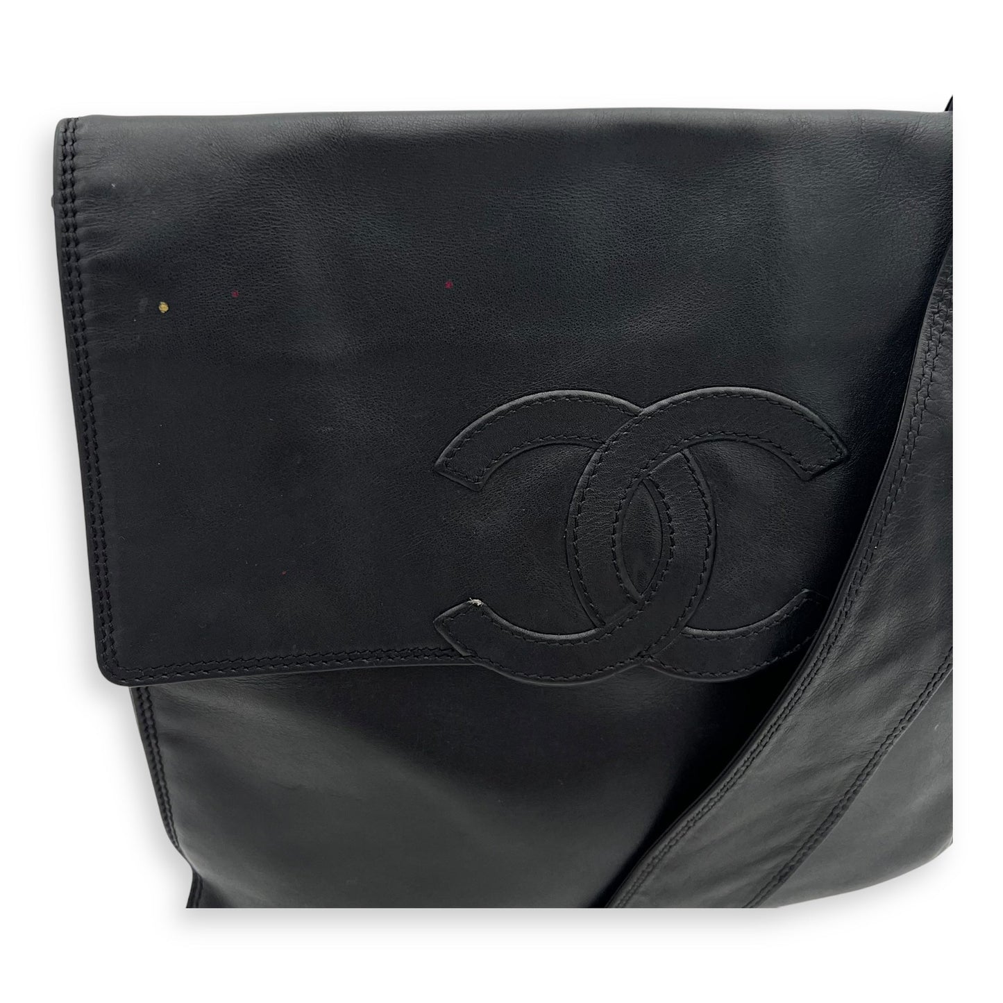 Vintage CC Black Crossbody Bag in Calfskin, Gold hardware