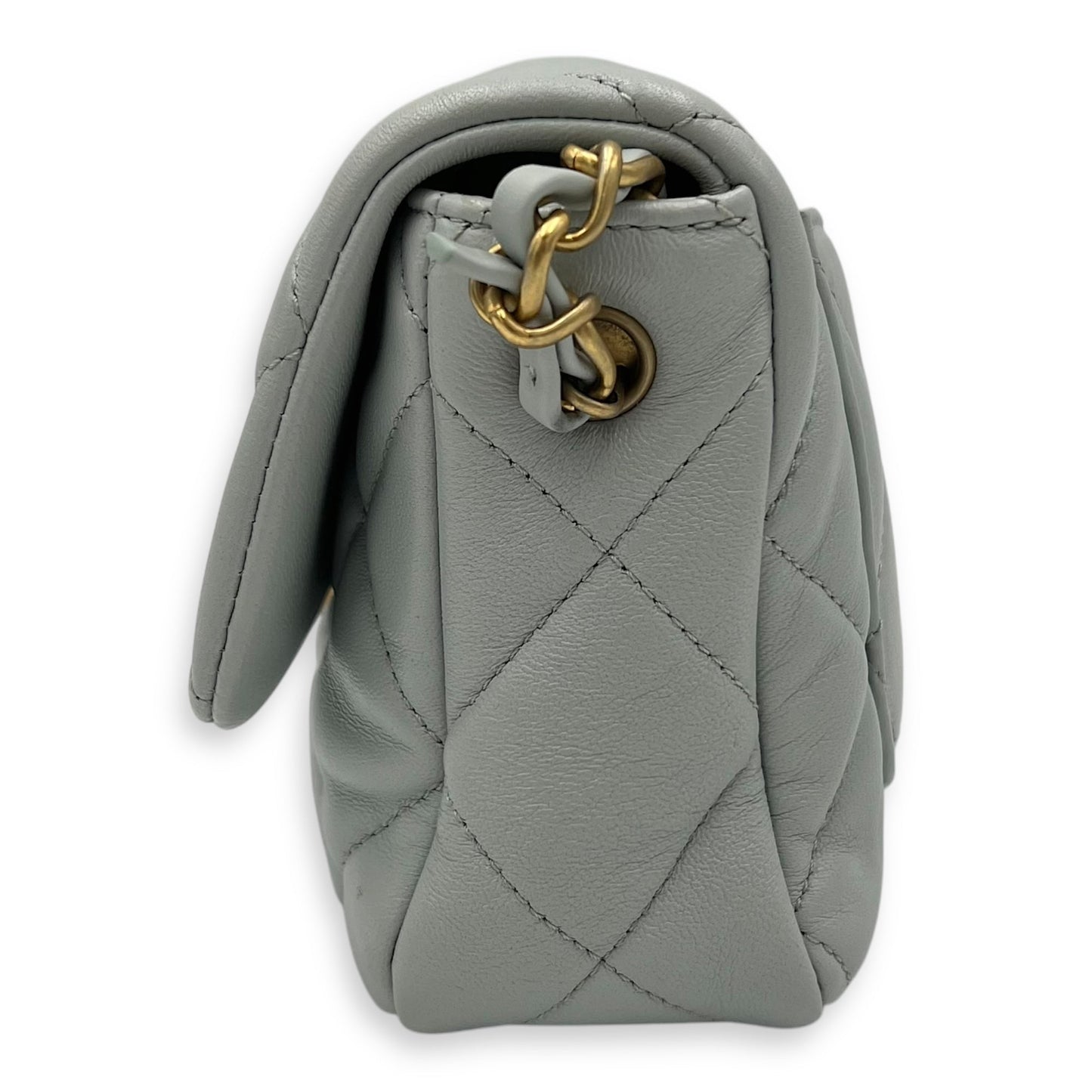 Heart Flap Shoulder Bag Blue in Lambskin, Gold hardware