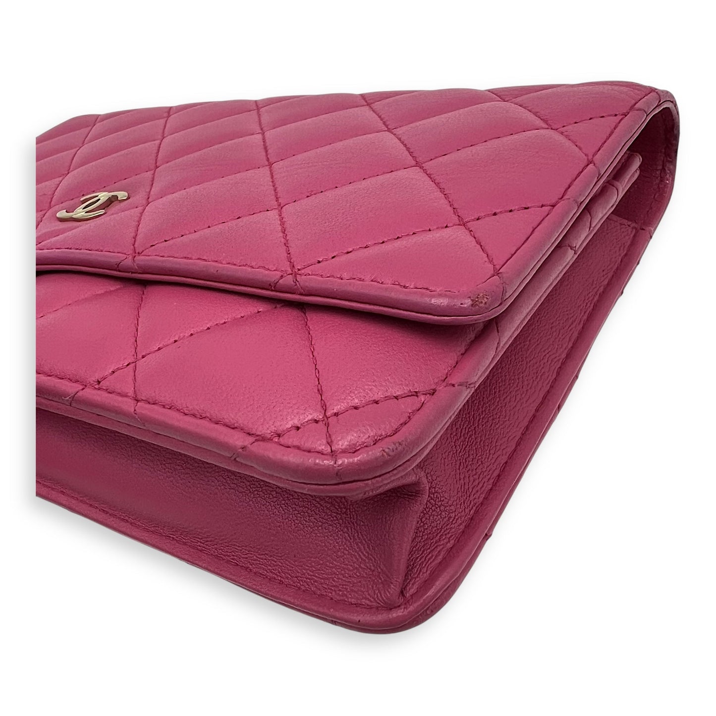 Classic Wallet On Chain Pink in Lambskin, Gold hardware