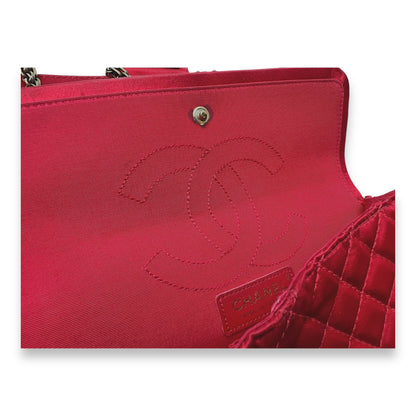 2.55 Reissue  225 Shoulder bag in Satin, Gold Hardware