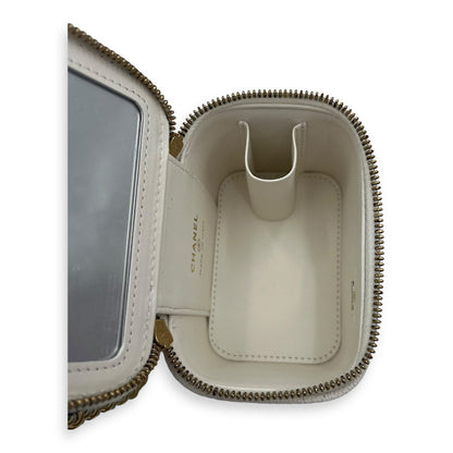 CC Vanity Bag White in Caviar Leather, Gold hardware