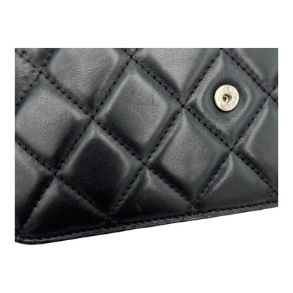 Classic Wallet On Chain Black in Lambskin, Silver hardware