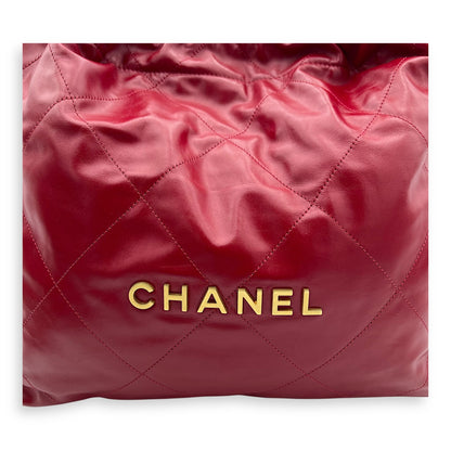 22 Tote Medium Red Tote Bag in Calfskin, Gold hardware