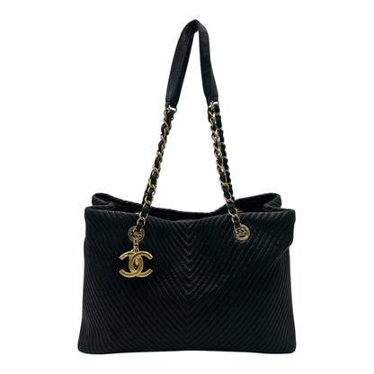 Chevron Shopping Tote Bag Black in Lambskin, Gold hardware