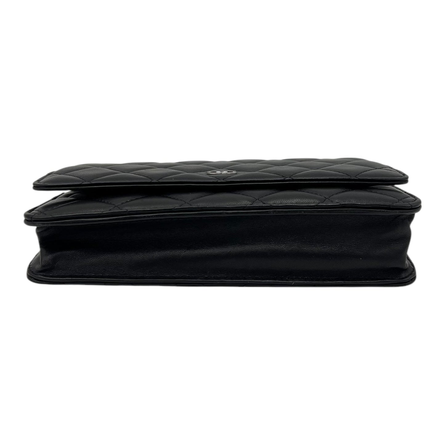 Classic Wallet On Chain Black in Lambskin, Silver hardware