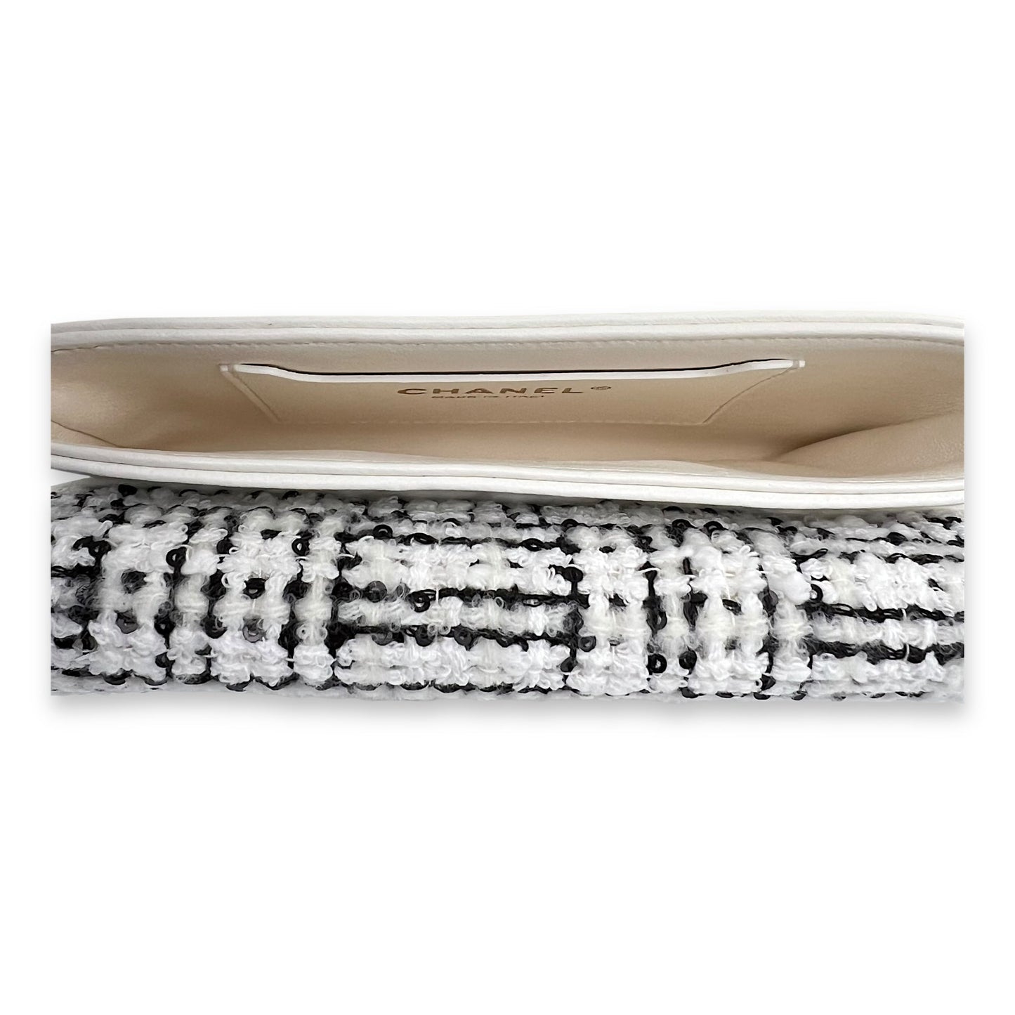 Quilted Seasonal Top Handle Bag White in Tweed, Gold hardware