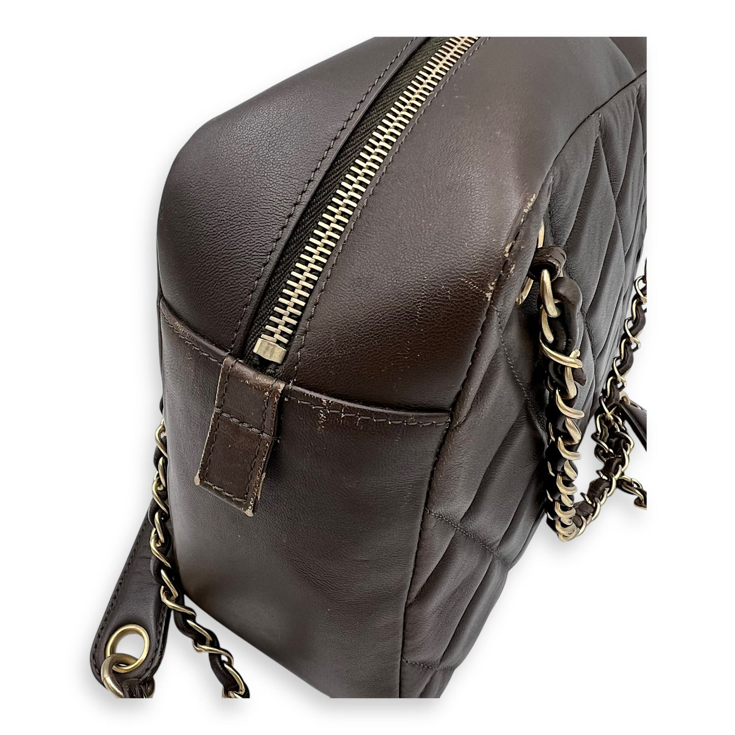 Camera Brown Shoulder Bag in Calfskin, Gold hardware
