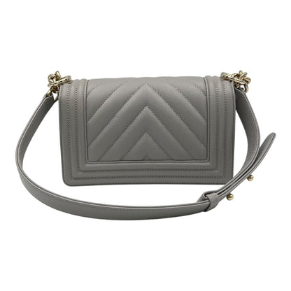 Chevron Quilted Boy Small Grey Shoulder Bag in Caviar Leather, Gold hardware