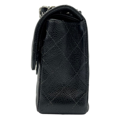 Classic Shoulder Bag Black in Caviar Leather, Silver hardware