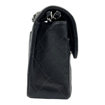 Classic Shoulder Bag Black in Caviar Leather, Silver hardware