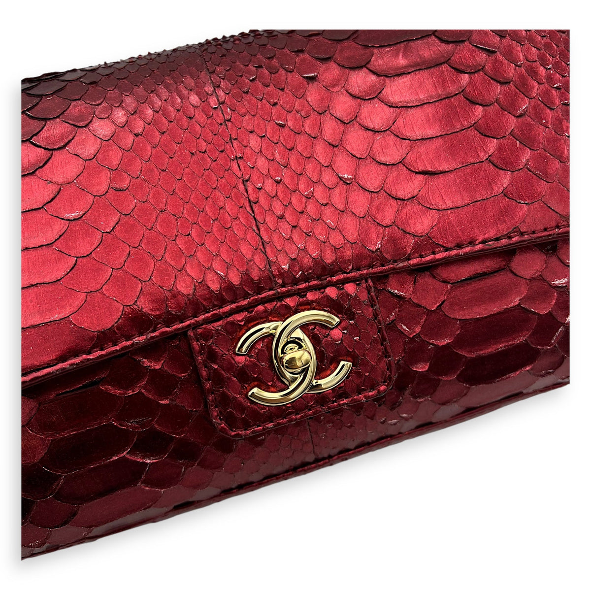 Classic Red Shoulder Bag in Python Leather, Gold hardware