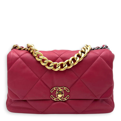 C19 Large Pink Shoulder Bag in Lambskin, Mixed hardware