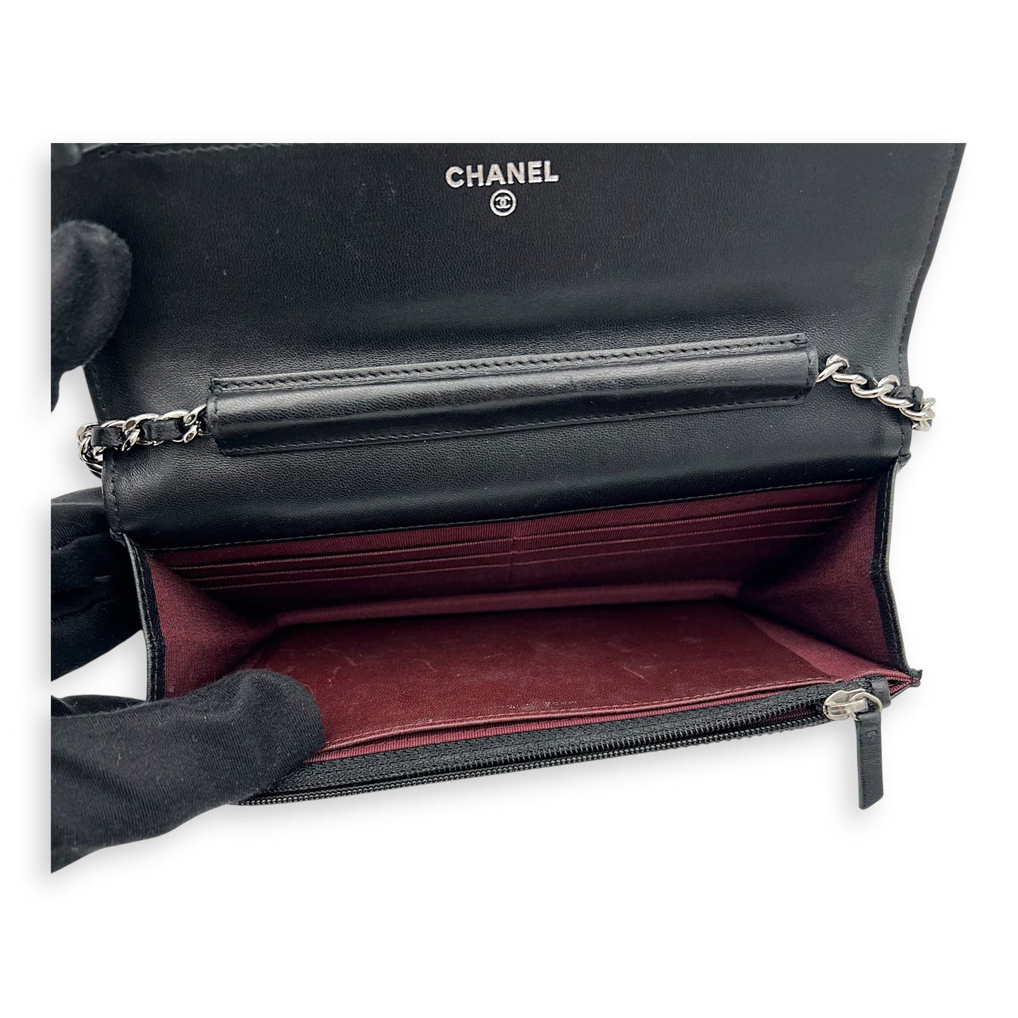 CC Wallet On Chain Black in Lambskin, Silver hardware