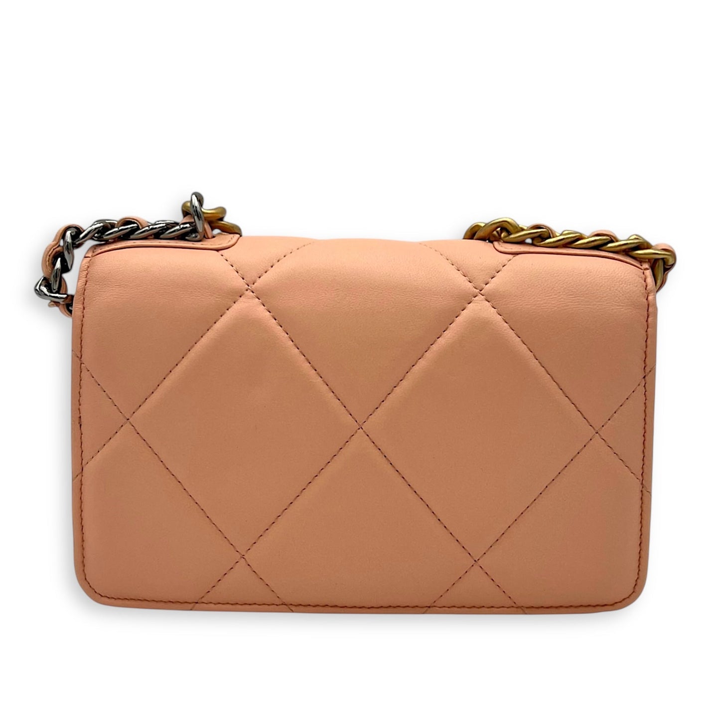 C19 Wallet On Chain Peach in Lambskin, Mixed hardware