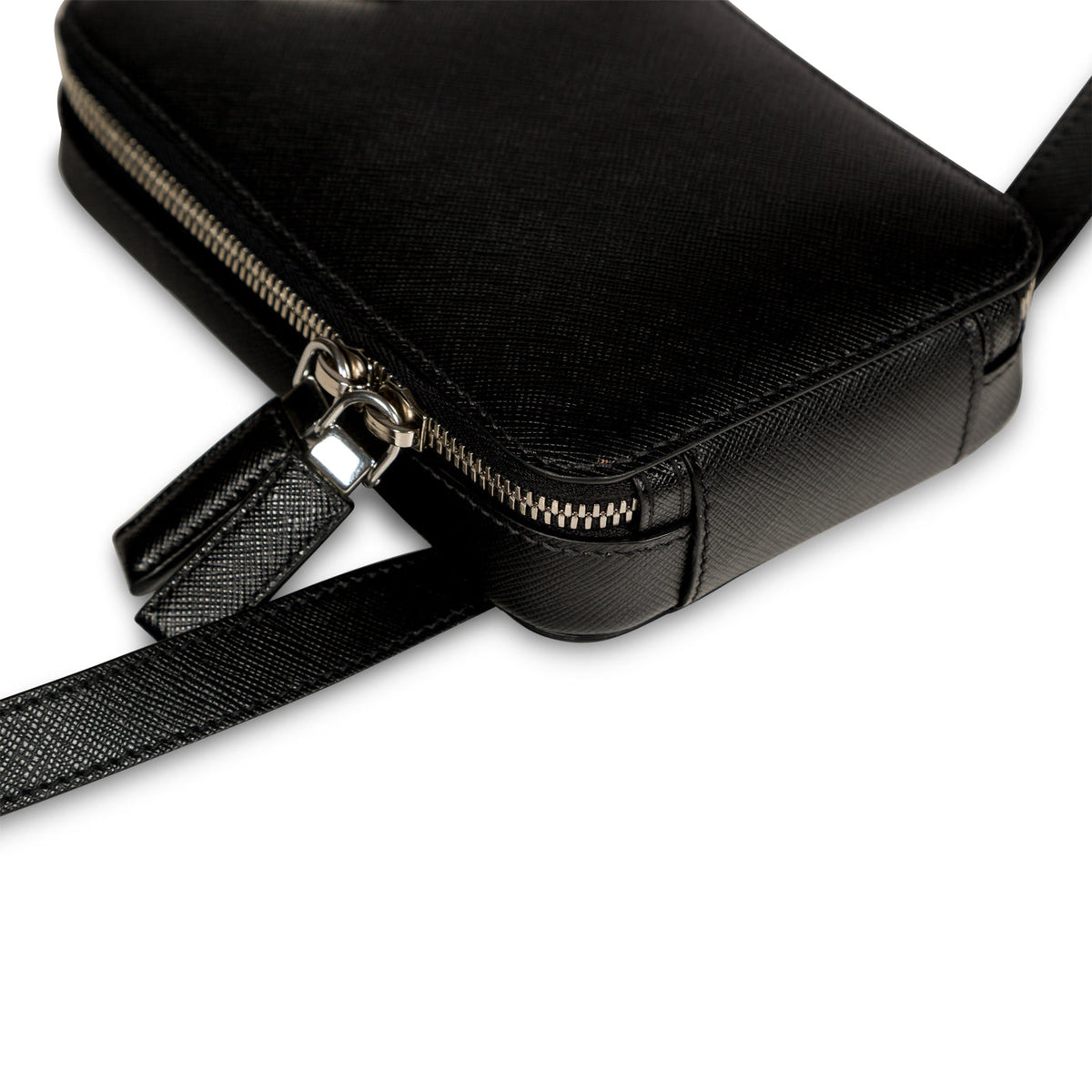 Logo Plaque Saffiano Harness