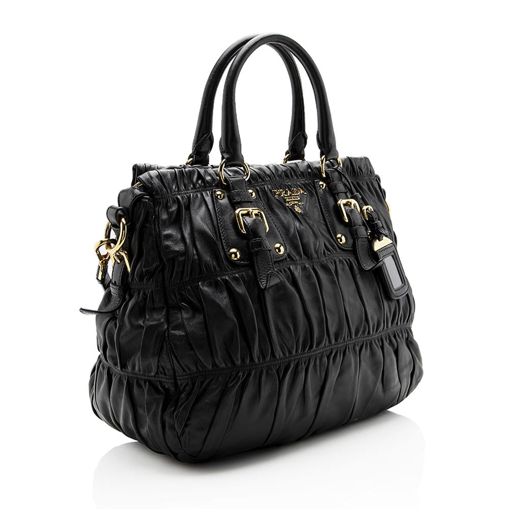 Prada Nappa Gaufre Tote (SHF-13882)