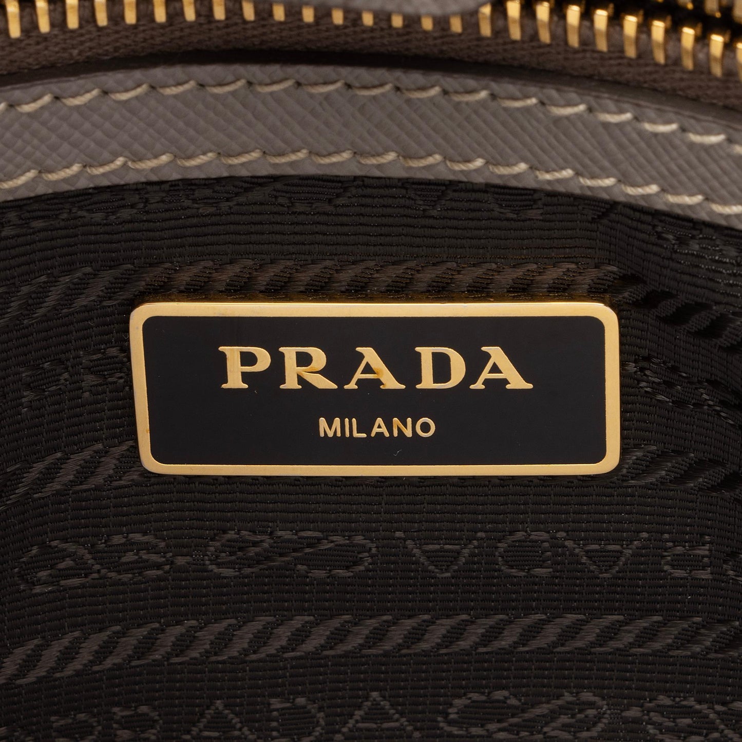 Prada Saffiano Lux Tote (SHF-l2moIo)