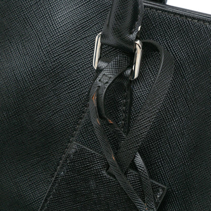 Prada Saffiano Tote (SHG-WDn3mh)