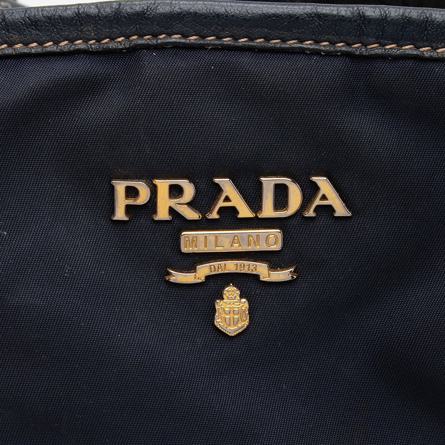 Prada Tessuto Belted Large Convertible Tote (SHF-TsQlSW)