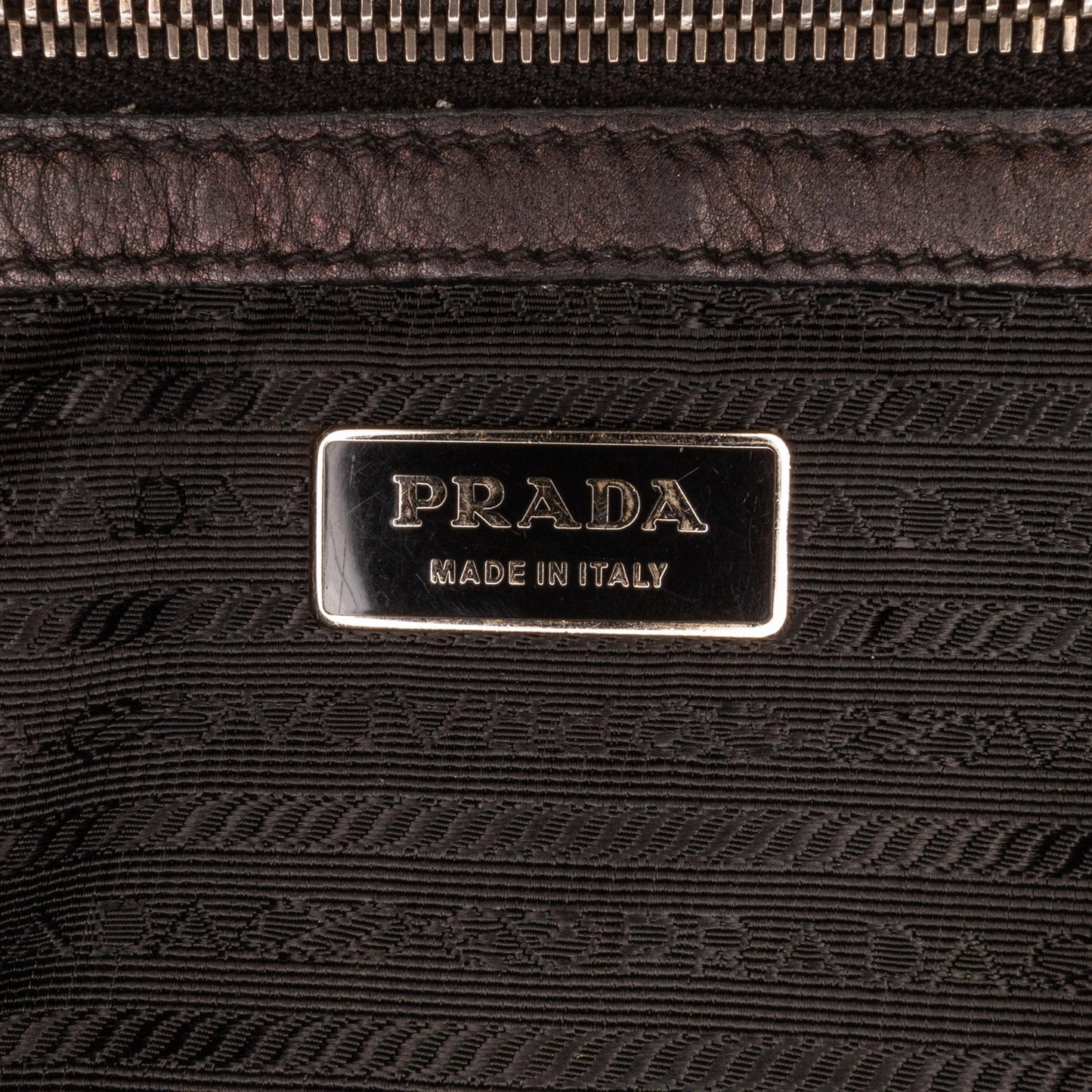 Prada Tessuto Gaufre Tote Bag (SHG-n0Psl0)