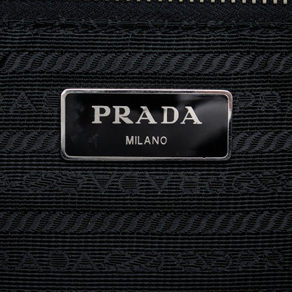 Prada Tessuto Messenger Bag (SHG-g7LfhQ)