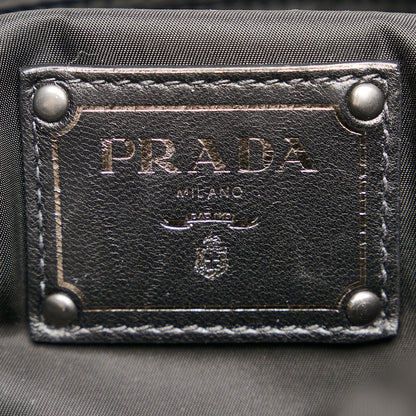 Prada Tessuto Reversible Tote Bag (SHG-XlcwBu)