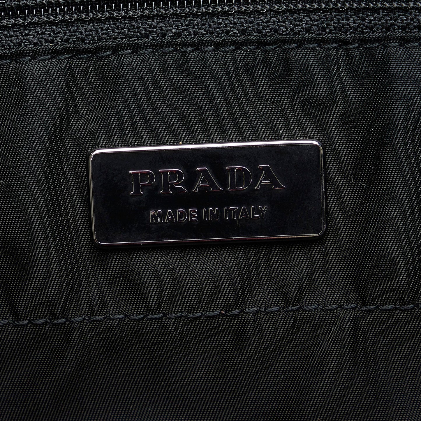 Prada Tessuto Tote Bag (SHG-rA33FJ)