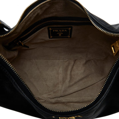 Prada Vitello Daino Shoulder Bag (SHG-iek4lX)