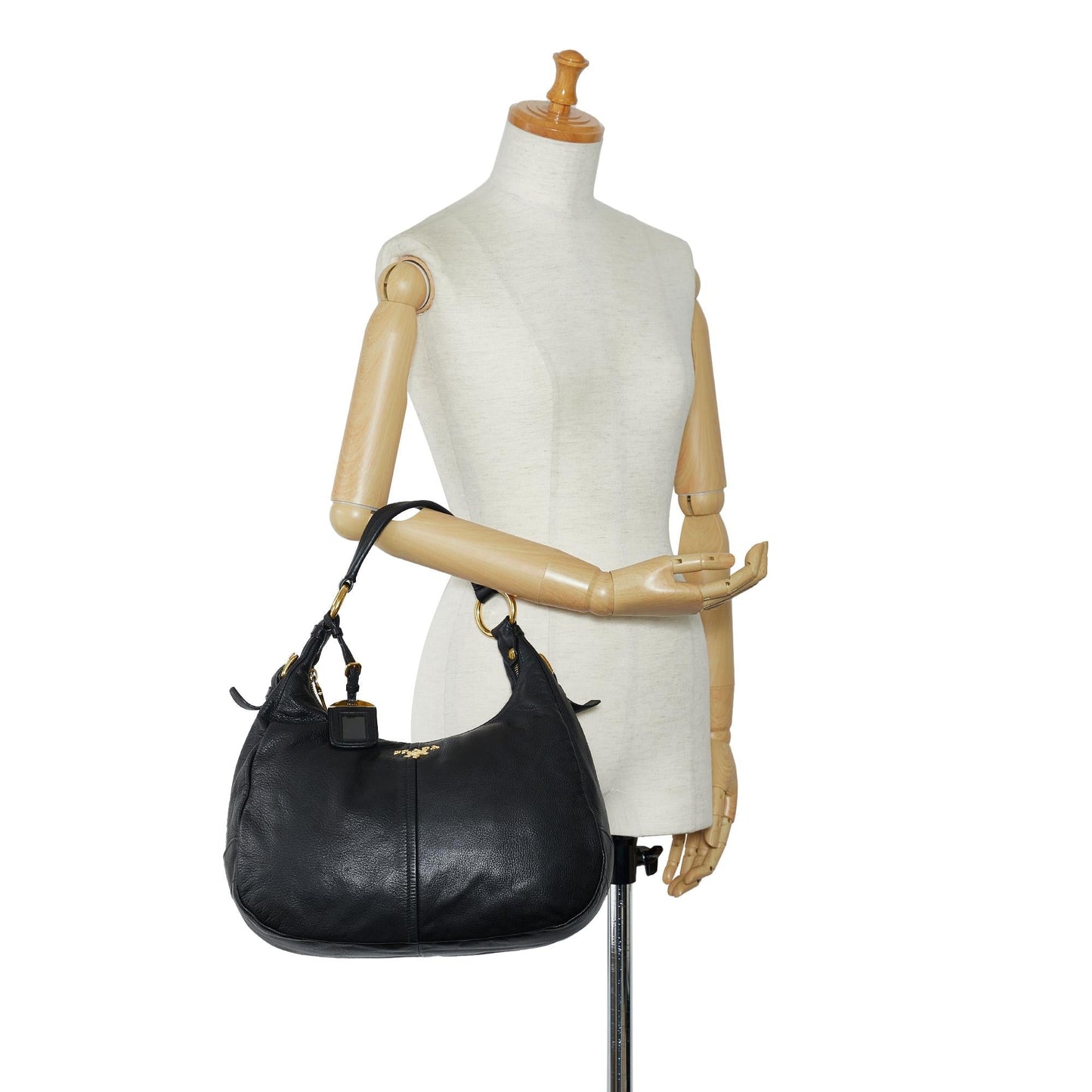 Prada Vitello Daino Shoulder Bag (SHG-iek4lX)