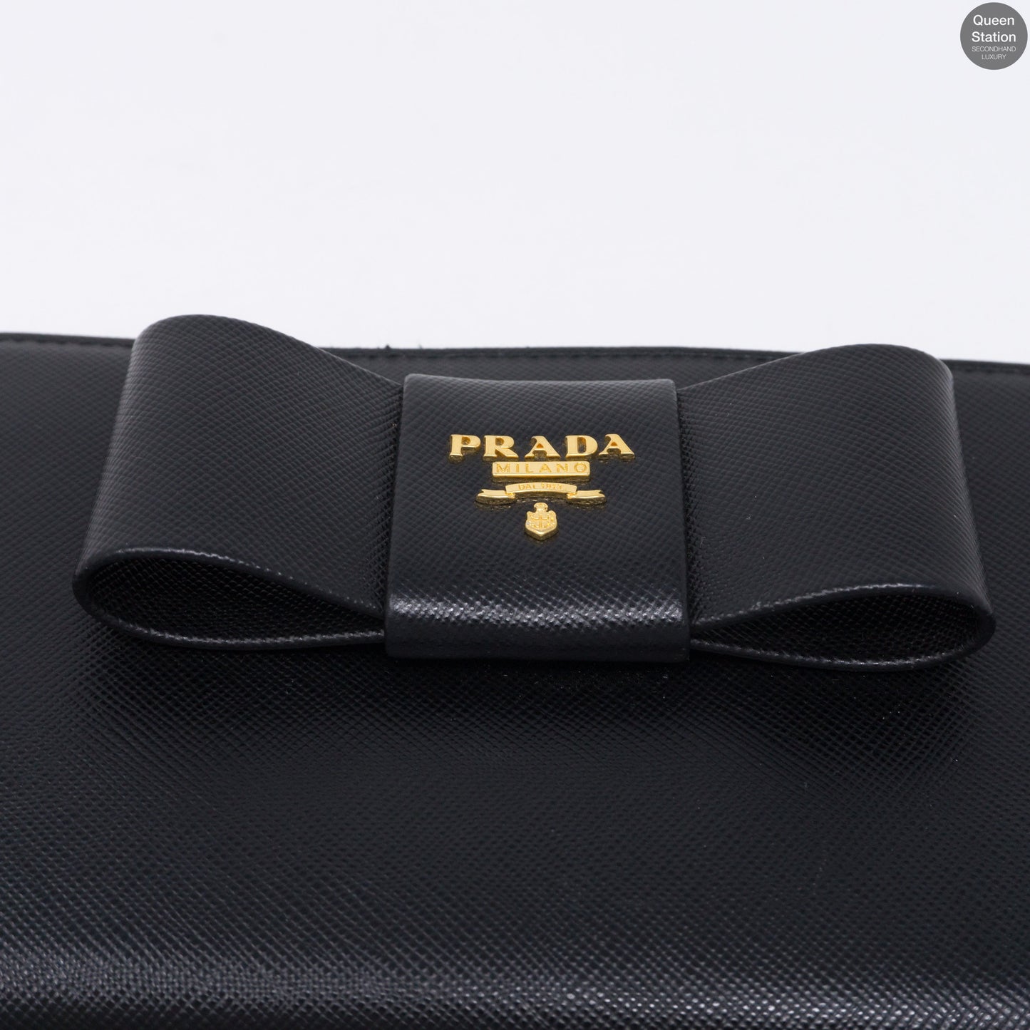 Black Saffiano Bow Zip Wallet