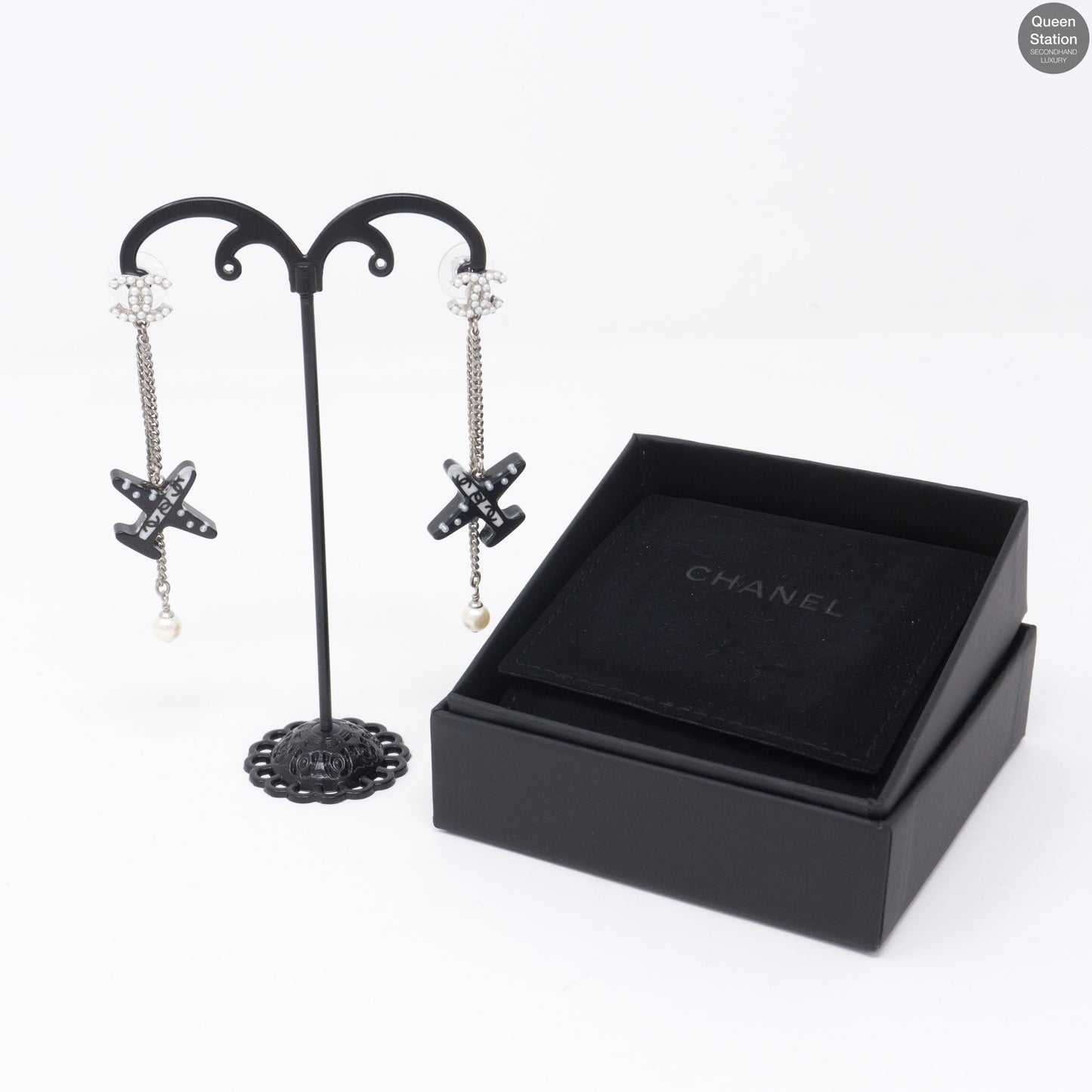 CC Pearl Airplane Earrings