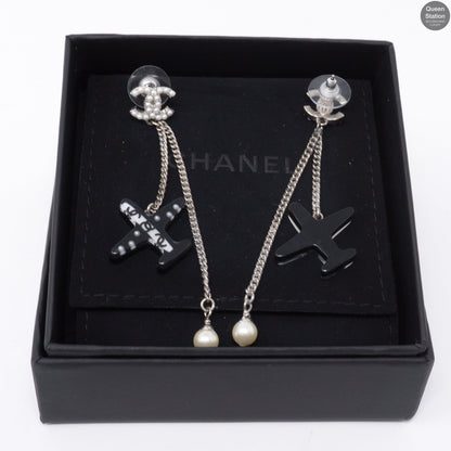 CC Pearl Airplane Earrings