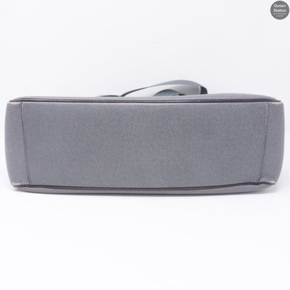 Louis-vuitton Roman GM Glacier Gray Taiga Leather