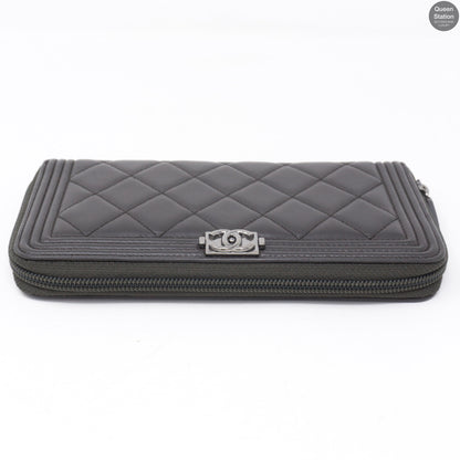 Boy Chanel Gray Long Zipped Wallet