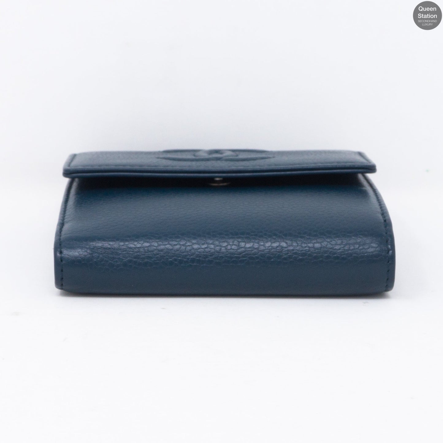 Bi-Fold CC Wallet Navy Caviarskin Leather