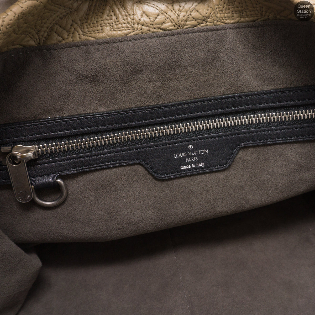 Louis-vuitton Antheia Hobo PM Khaki Quilted Leather