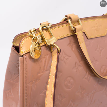 Louis-vuitton Brea MM Rose Vernis