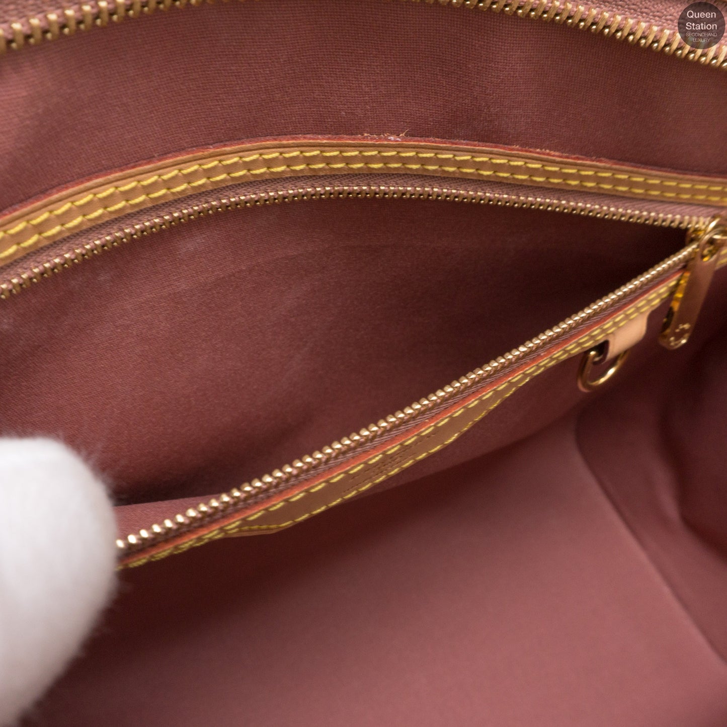Louis-vuitton Brea MM Rose Vernis
