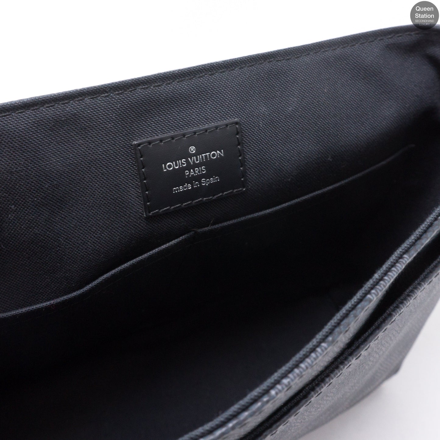 Louis-vuitton District PM Damier Graphite