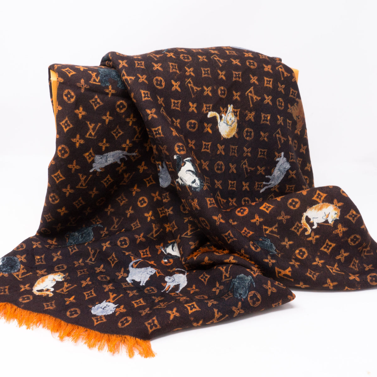Louis-vuitton Catogram Light Monogram Shawl