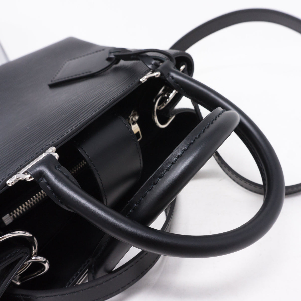 Louis-vuitton Kleber PM Black Epi Leather