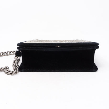 Cahier Small Lock Trunk Black Velvet
