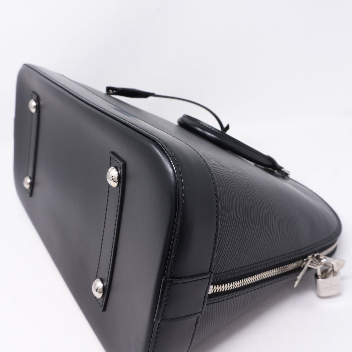 Louis-vuitton Alma GM Epi Leather Black
