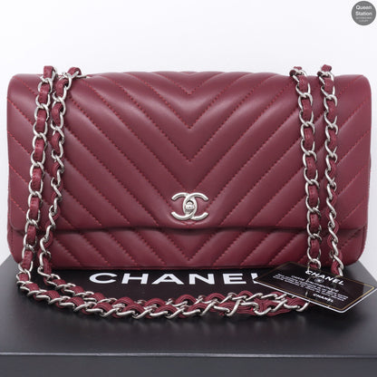 Chevron Single Flap Jumbo Red Lambskin