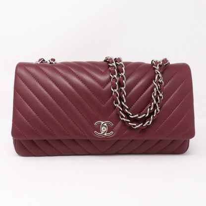 Chevron Single Flap Jumbo Red Lambskin