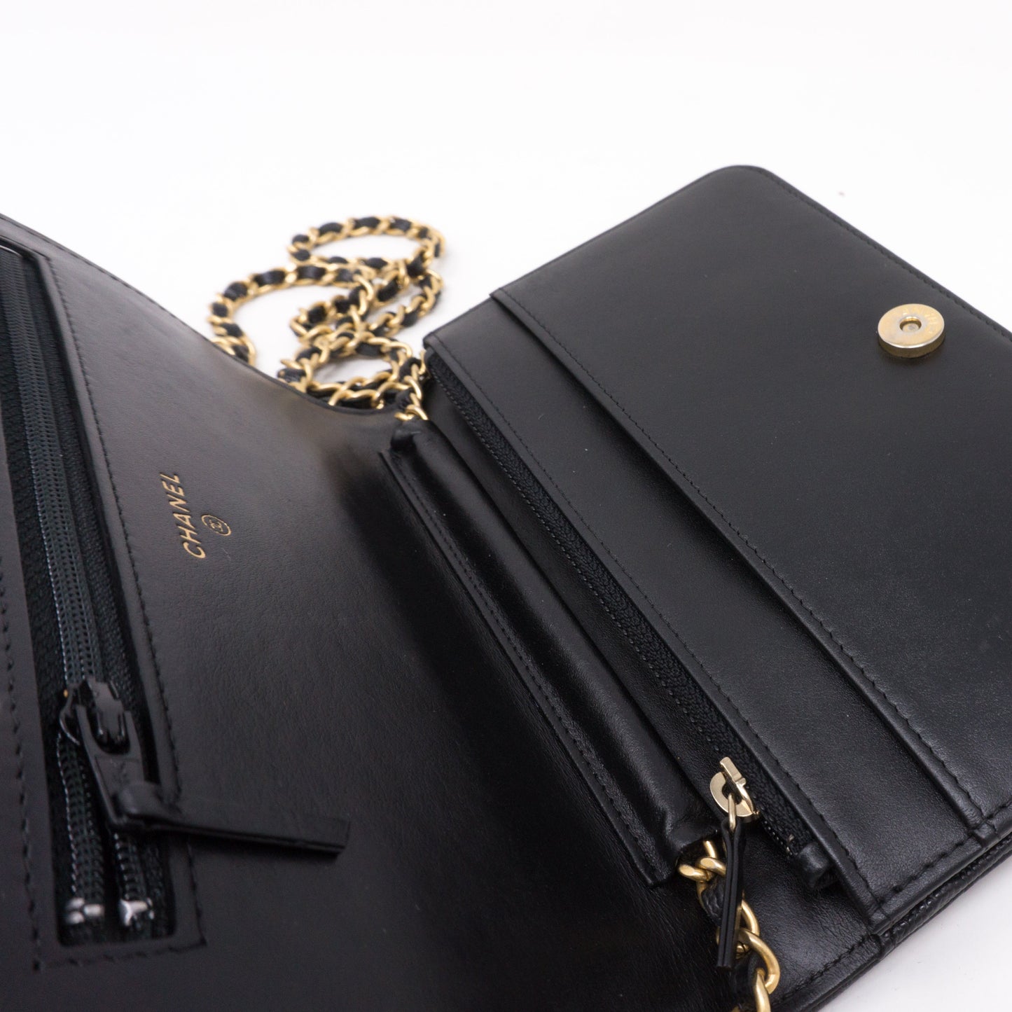 Boy Wallet On Chain Black Caviar Leather